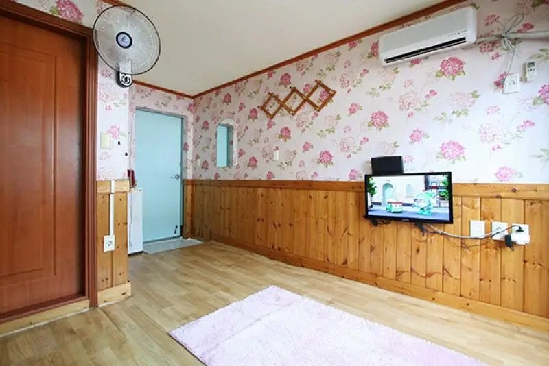 Taean (Anmyeondo) Faith Pension