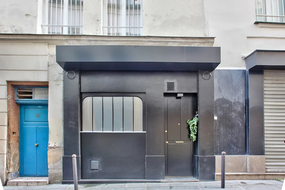 32 Atelier Paris Fashion