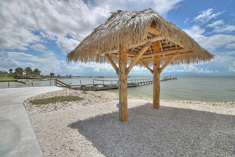 Copano Shores Seaside Paradise Home by Redawning