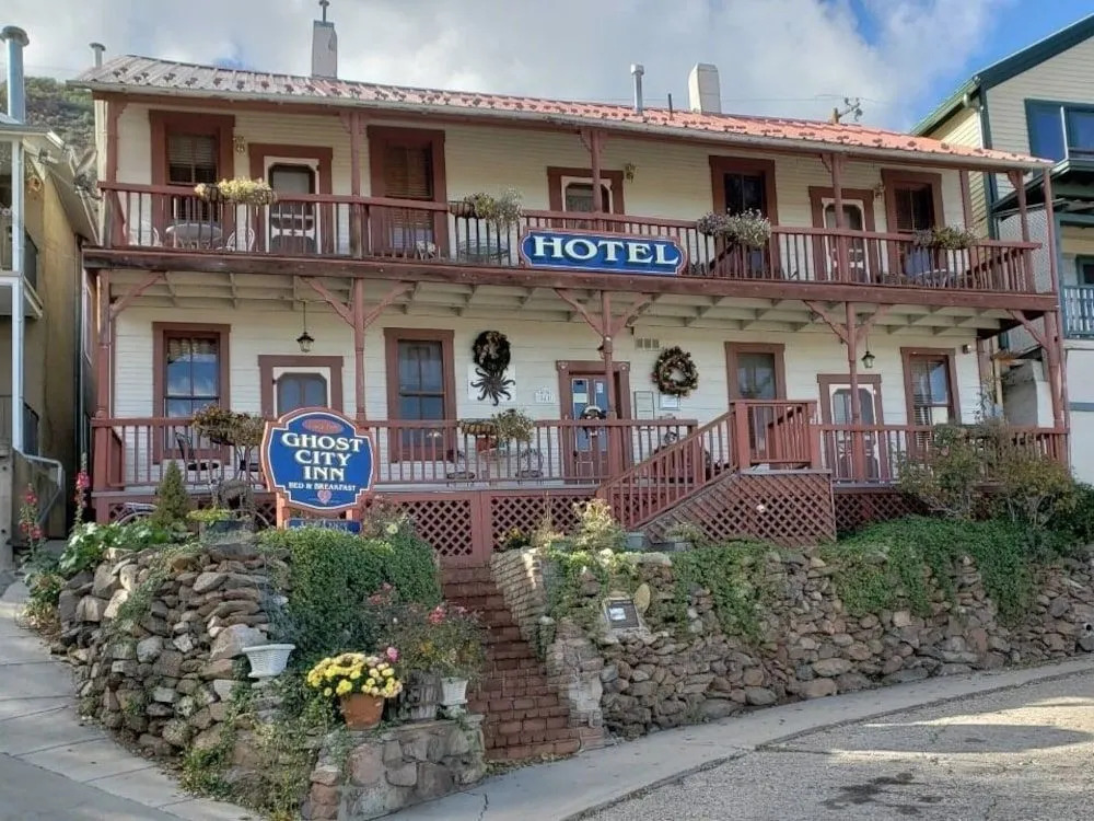 Ghost City Inn