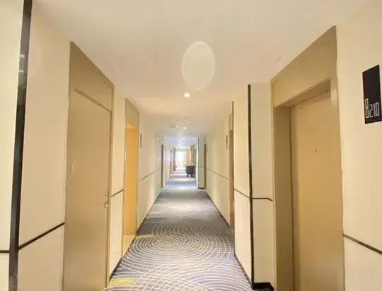 City Comfort Inn Hotel (Jingshan Xinshi Avenue People's Government)