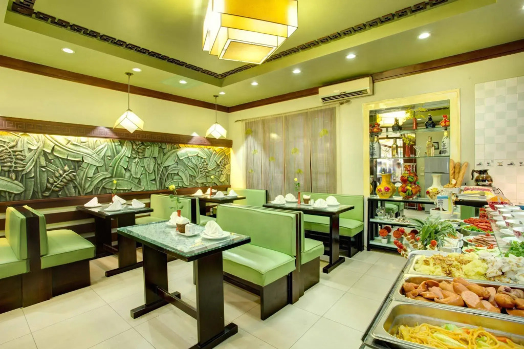 Golden Spring Hotel