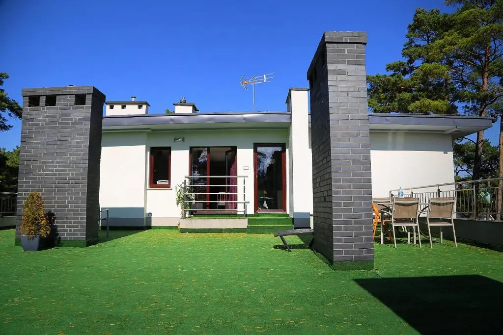 Villa Reza