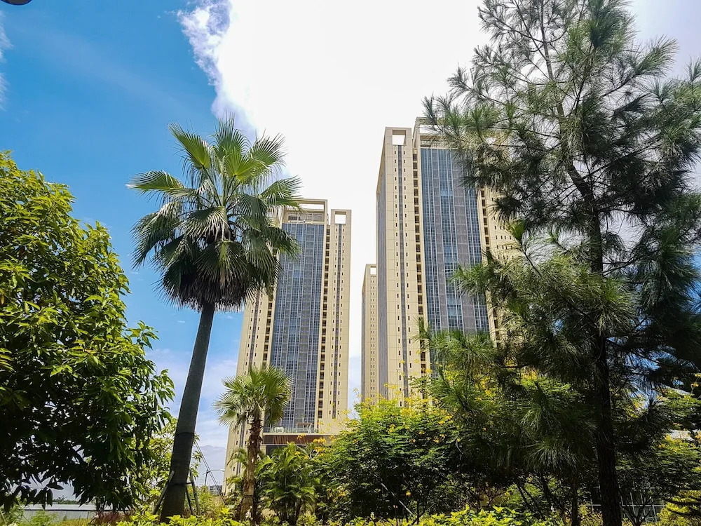 Scenic and Comfortable 2BR Branz BSD City Apartment By Travelio