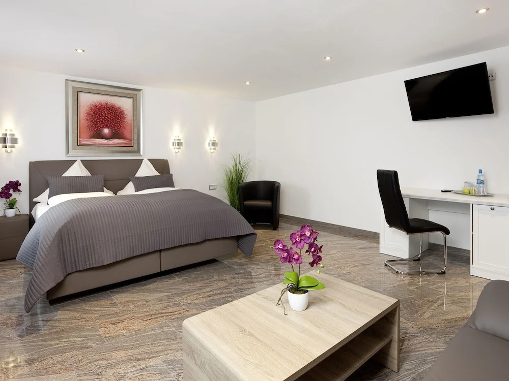 Central City Hotel