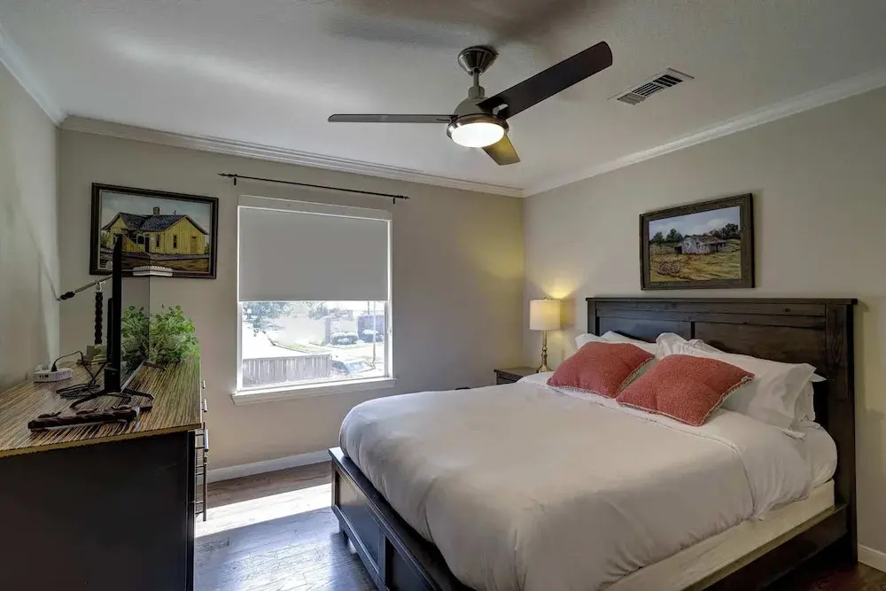 Spring Branch Haven - Cozy 3BR Oasis, Pet Friendly