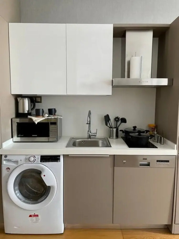 Brand-new Studio Apartment Near Mall of Istanbul
