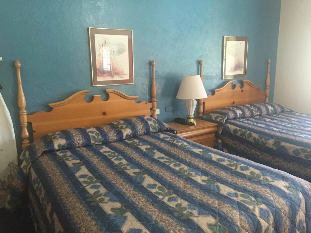 Paradise Inn