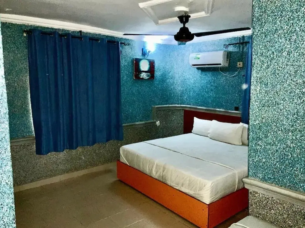 Double One Suites