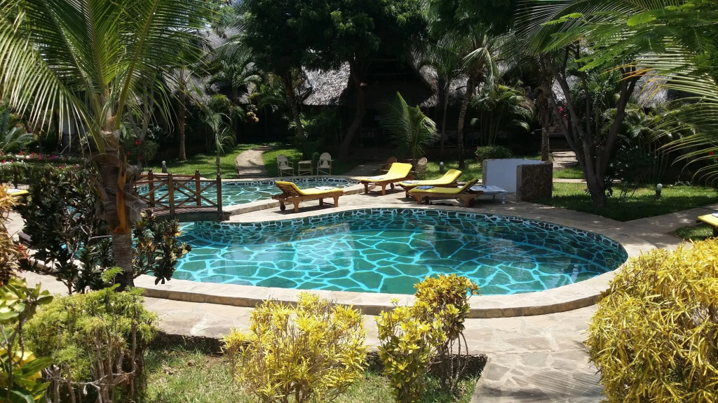 Marine Holiday House- Bed & Breakfast