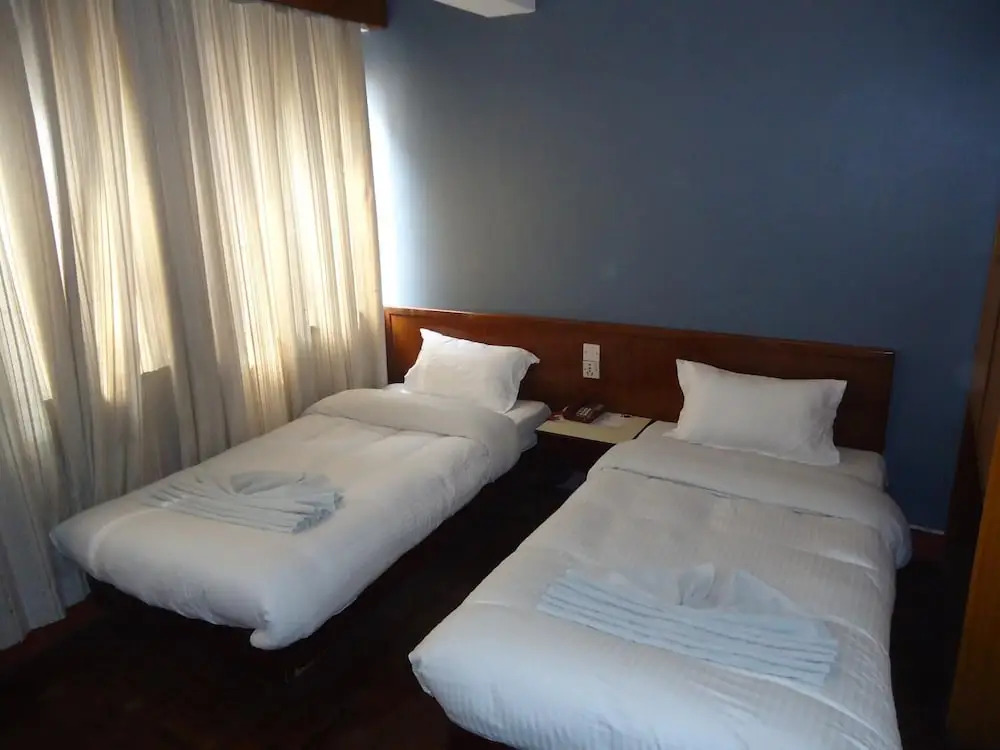 Hotel Earth House