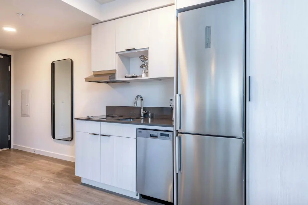 Marina Square Suites