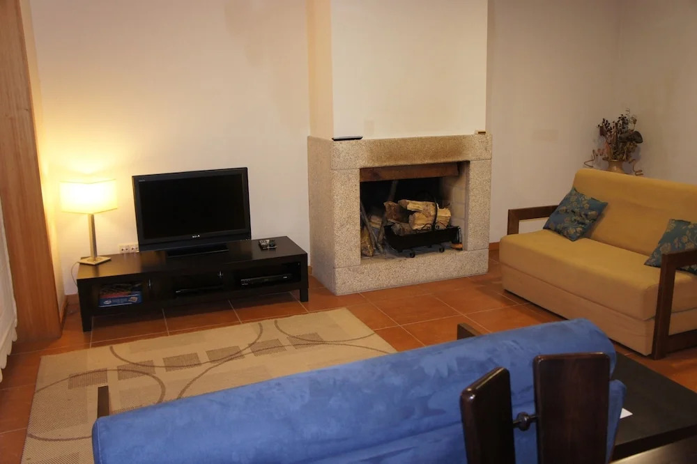House With 2 Bedrooms in Vieira do Minho, With Wonderful Mountain View