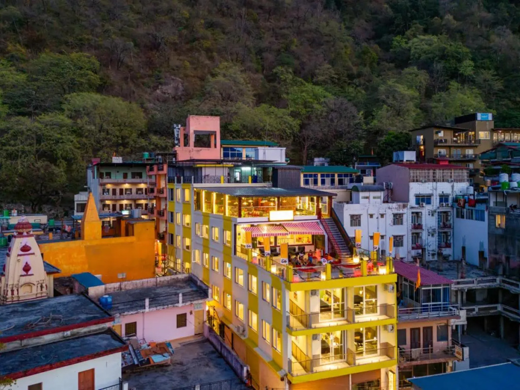 The Hosteller Rishikesh, Ganges