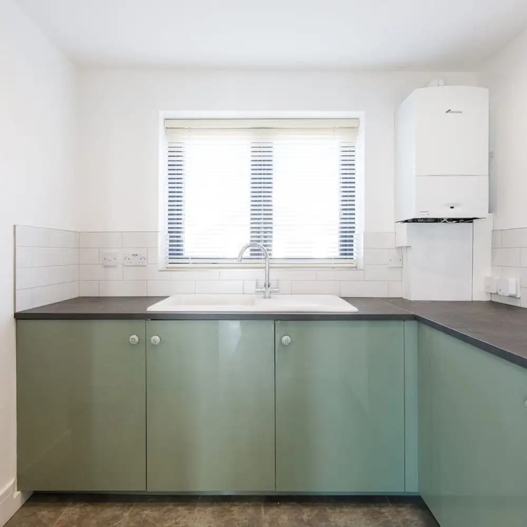 The Sea House - Ultimate Seafront Living & Sunsets