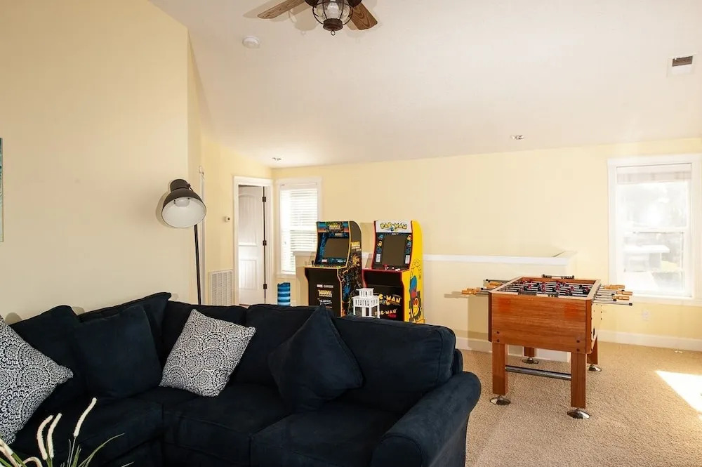 Salty Dog 4 Bedroom Home