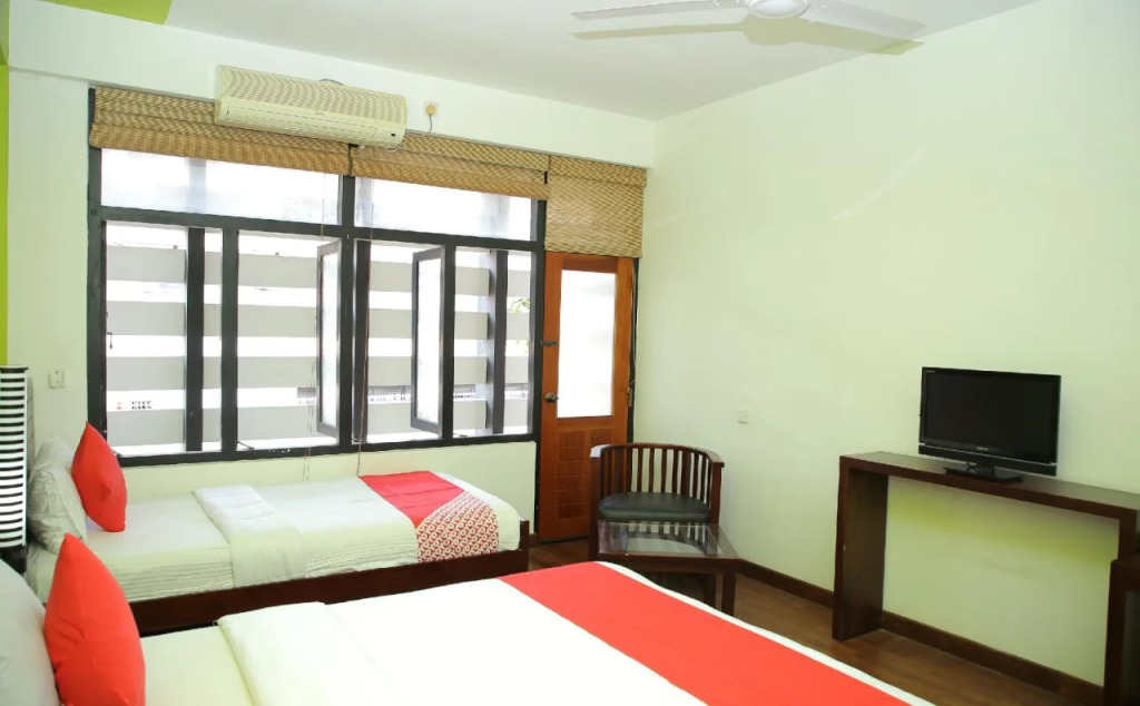 Subhas Hotel