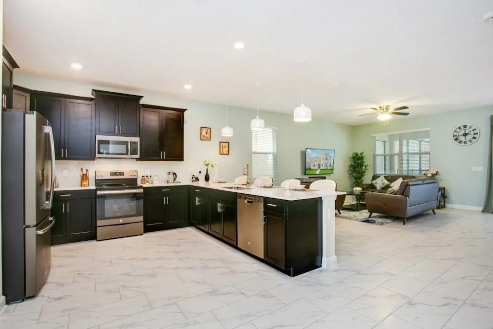 9 Bed Storey Lake Resort Game Room/pool 9 Bedroom Home by RedAwning