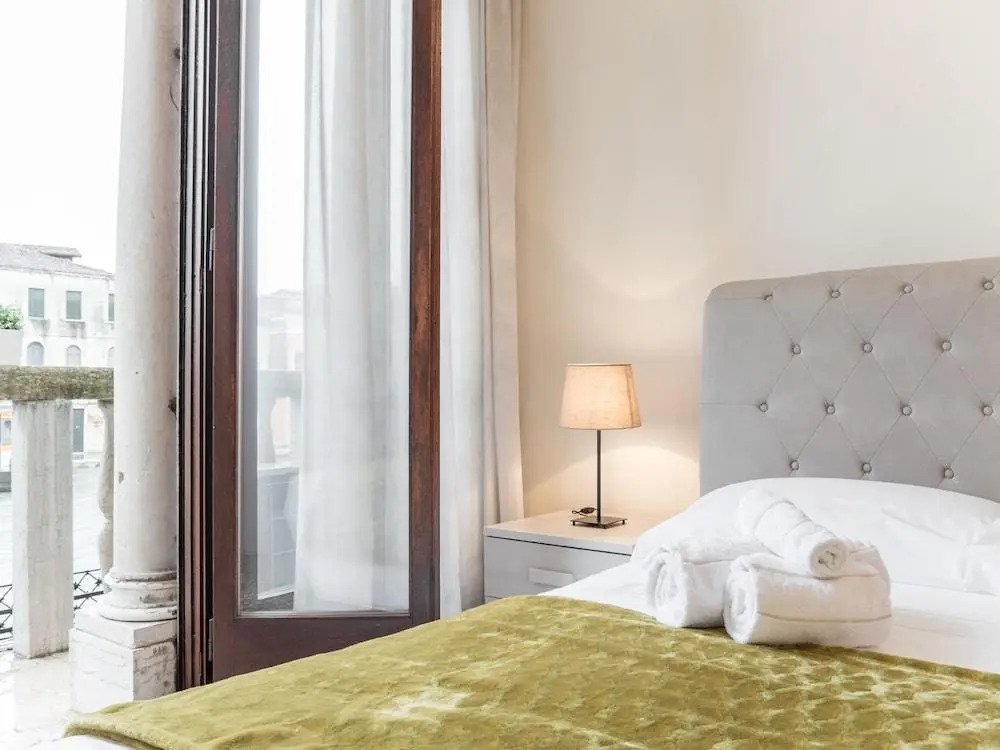 Zen Accommodations Grand Canal