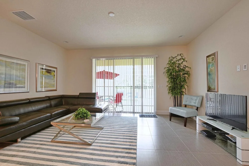 Serenity - 3 Bed Townhouse w/splashpool-5108SY
