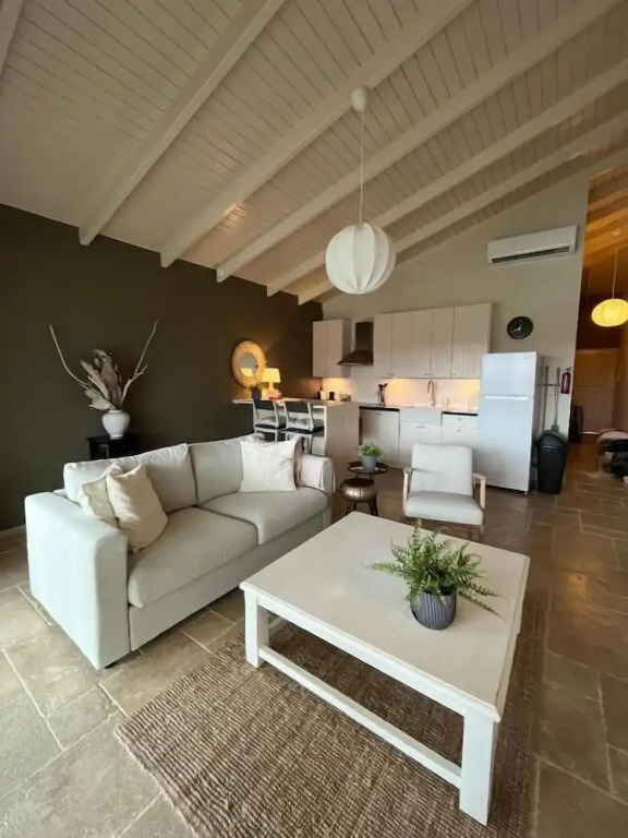 Bonairean Loft