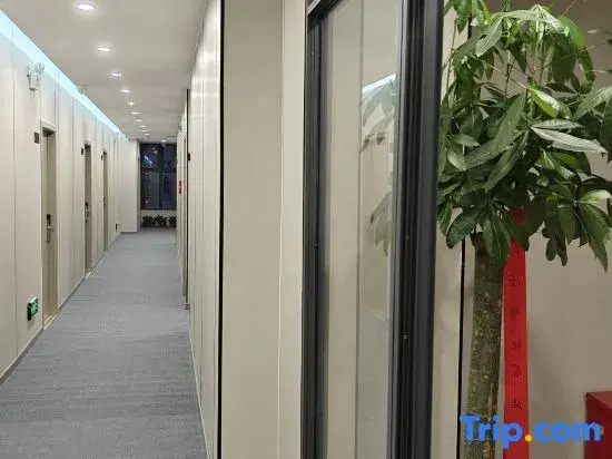 Zhiyueju Intelligent Hotel (Nanjing Tianyin Avenue Xinting Road Branch)