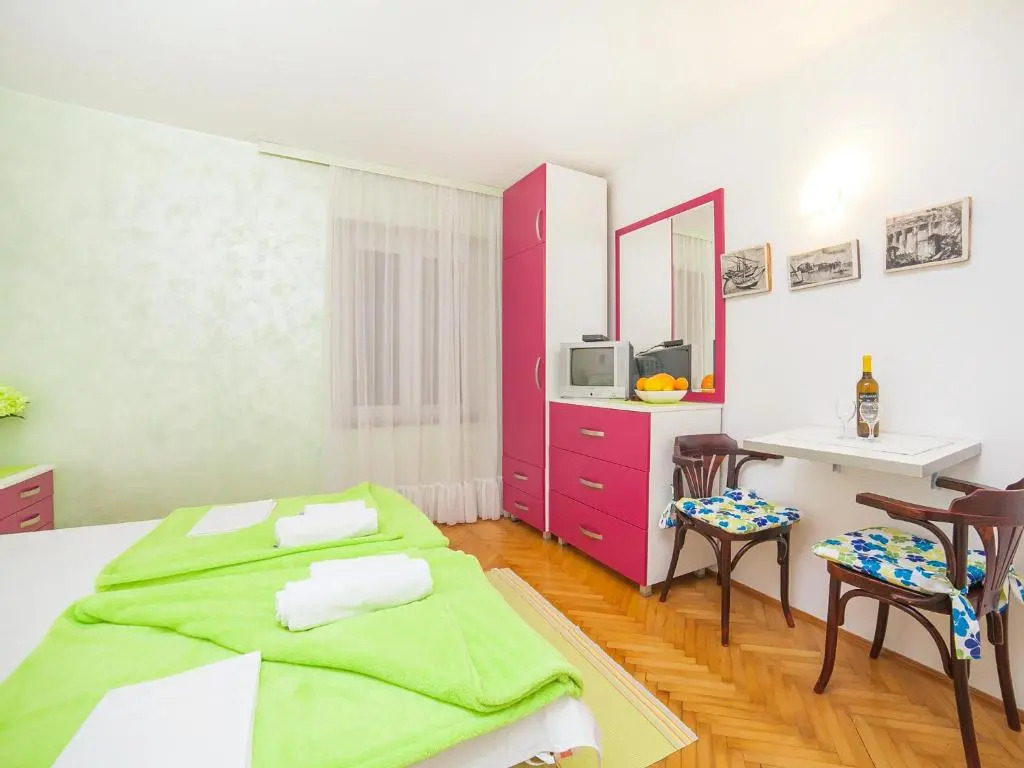 Apartments Adria