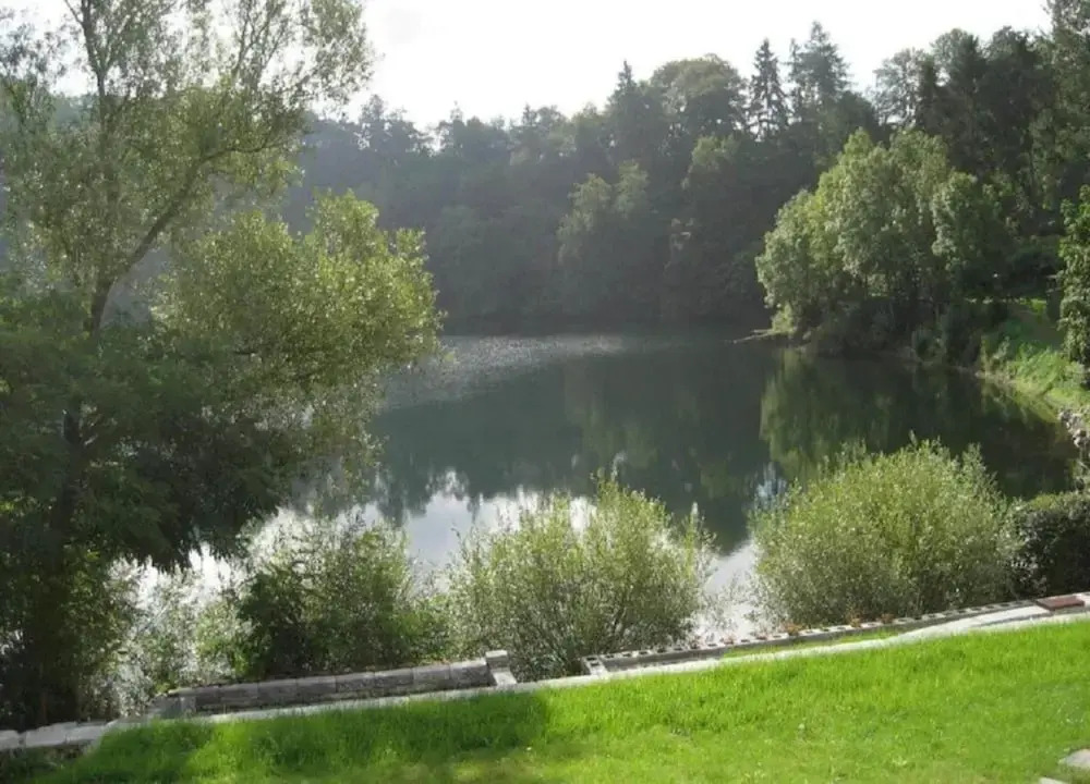 Eifel Retreat Near Volcanic Lakes
