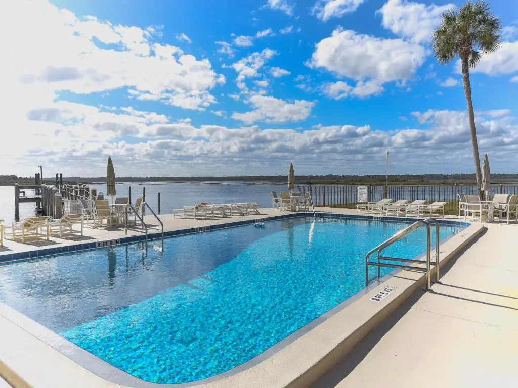 Point Matanzas D3, 2 Bedrooms, Pool Access, Boat Dock, Sleeps 4