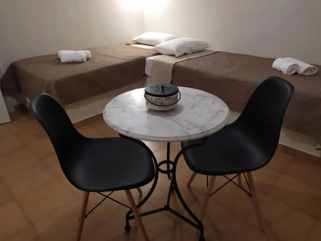 Antonela room3