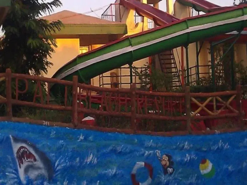 Pali Beach Resort
