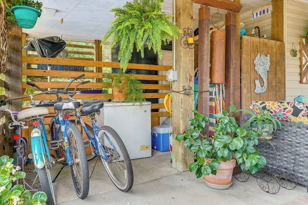 Nags Head Apt With Patio - 1/2 Mile Walk to Beach!