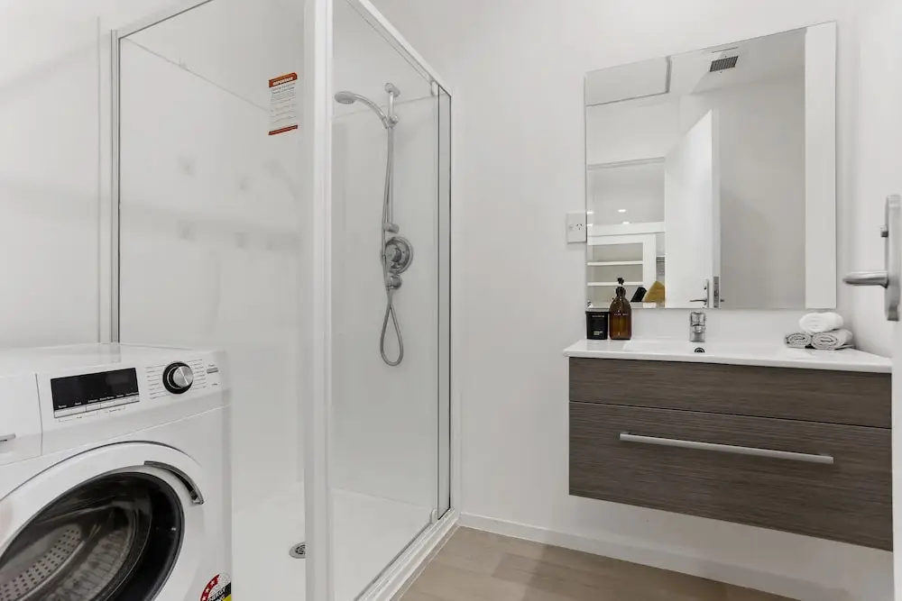 Renovated Apartment in Heart of City
