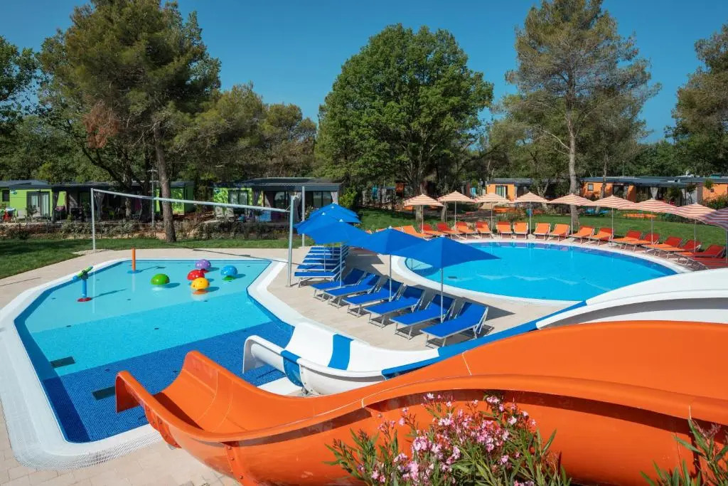 Mobilhome Victoria Camping Lanterna