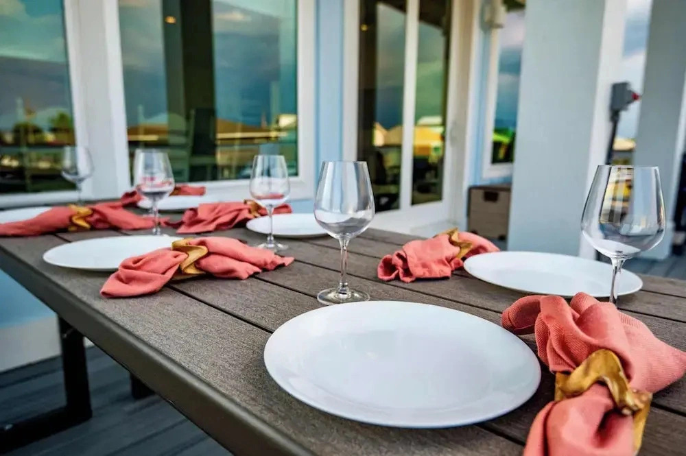 Beachview Villa Room for 22