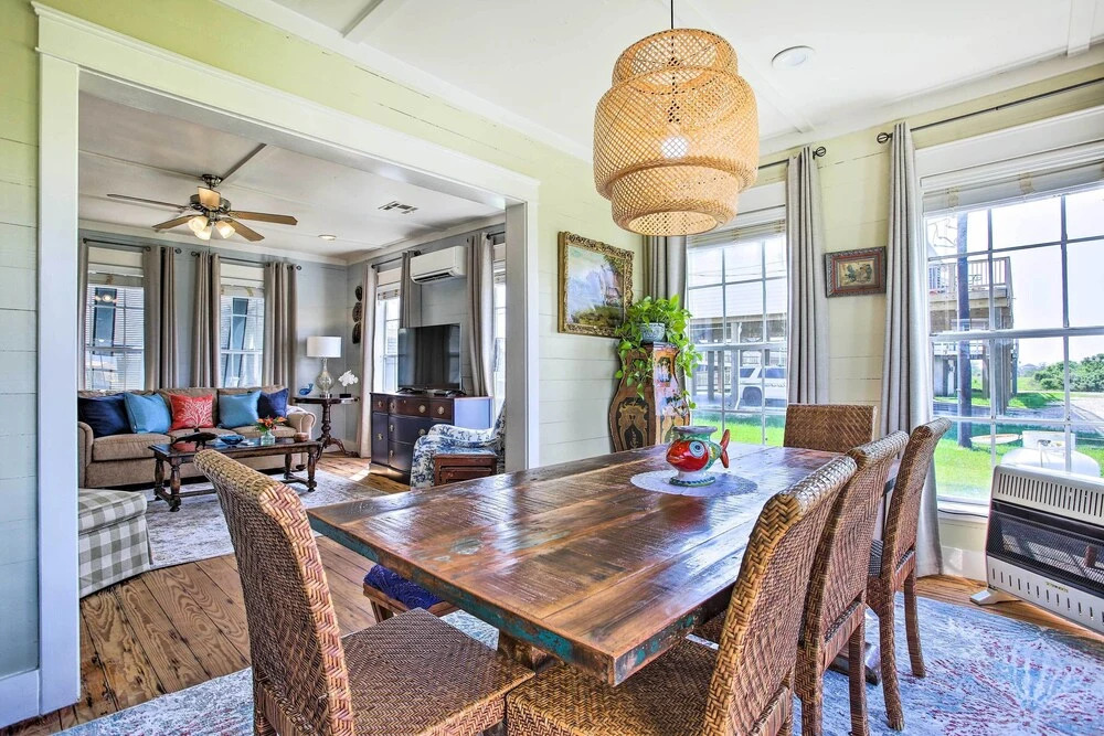 Pet-friendly Surfside Beach Home w/ Deck & Grill