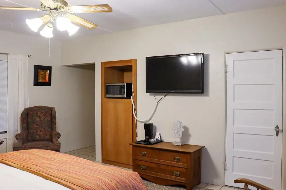 The Bonnie Inn Unit 6