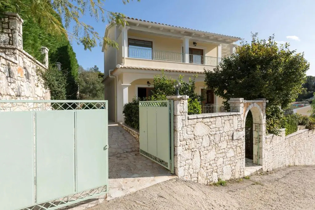 Kassiopi View Villas-Corfu-Villa Eleni,4 bedrooms,large private pool,prime location