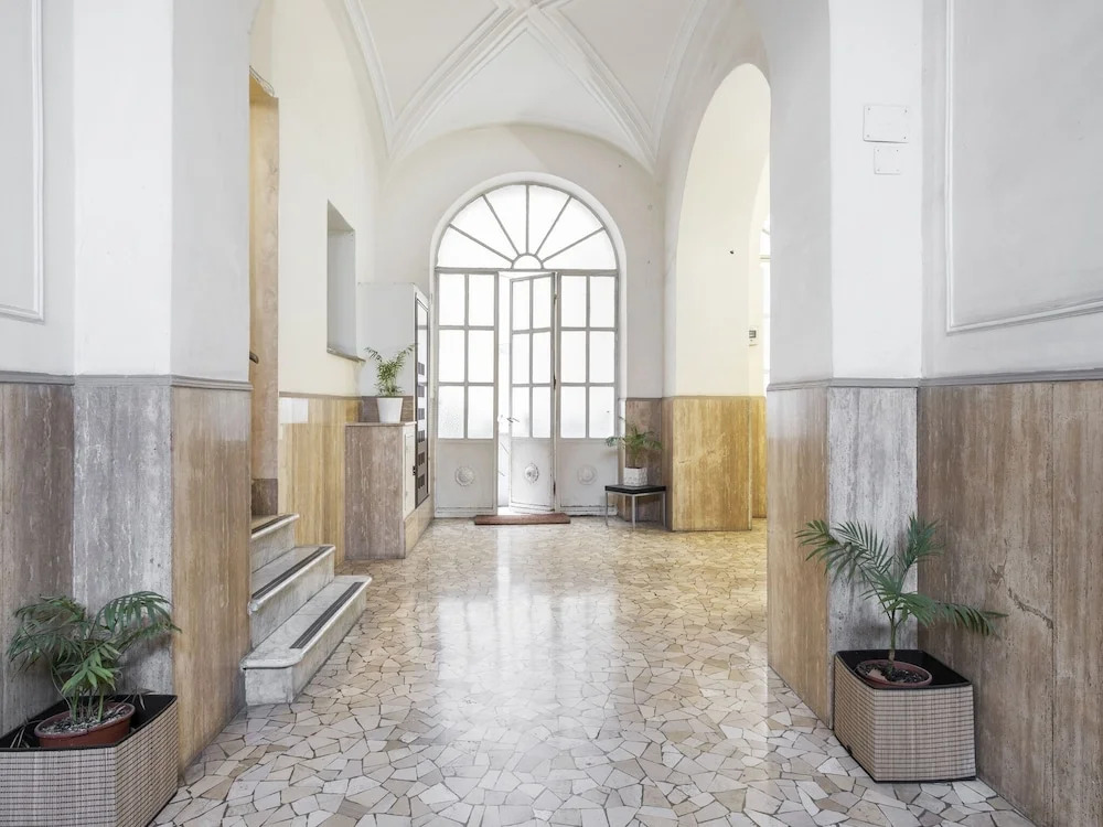 Comfy Holiday Home in Roma With Mezzanine
