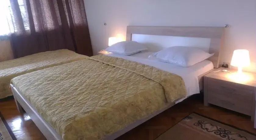 Rooms Krnić