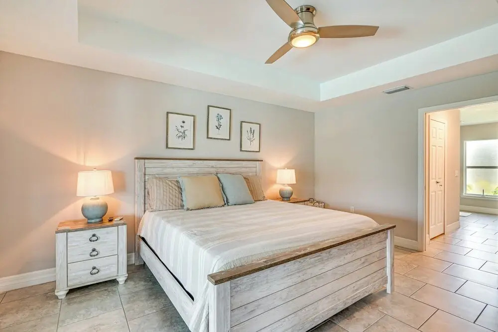 Cape Coral Home w/ Lanai ~ 7 Mi to Marina!