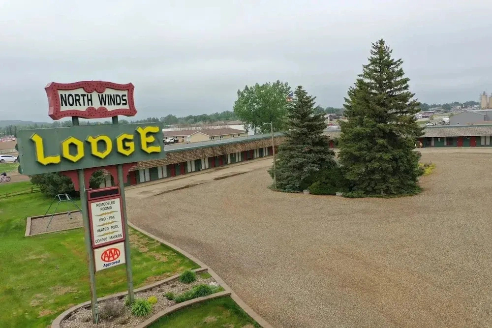 North Winds Lodge LLC