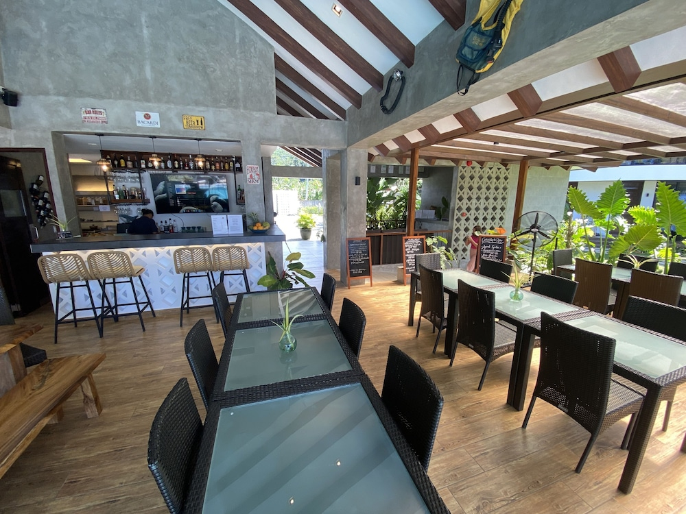 Amila Dive Beach Resort