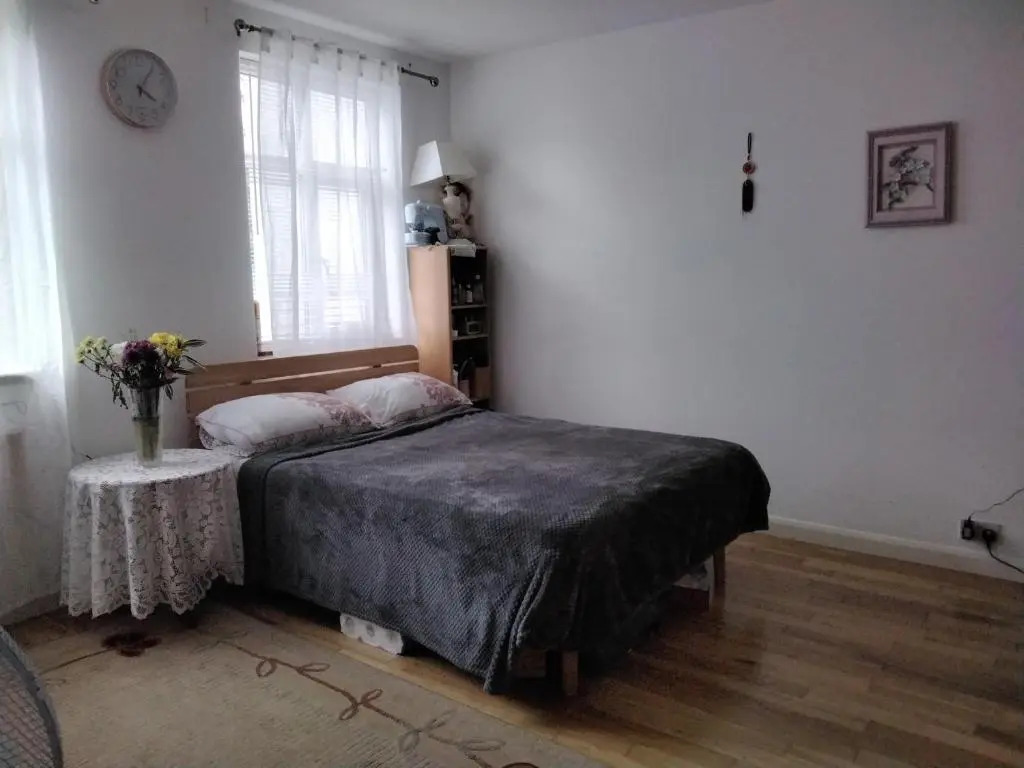 Comfortable & Quiet double bed room