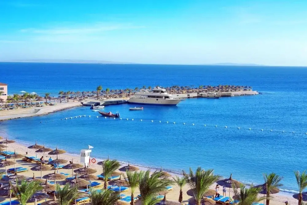 Albatros Aqua Blue Azrak VIP Package
