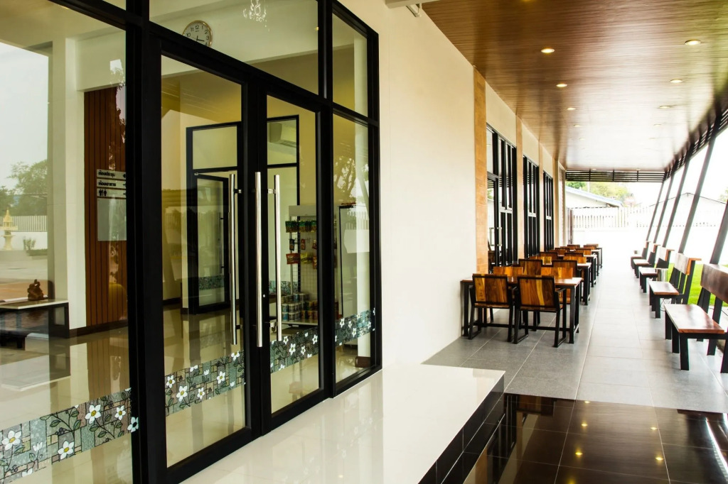 NP Hotel
