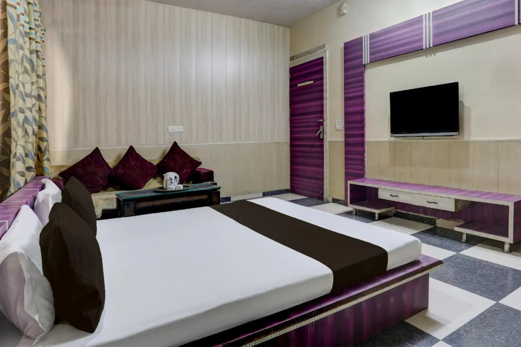 M2 Hotel & Restaurant