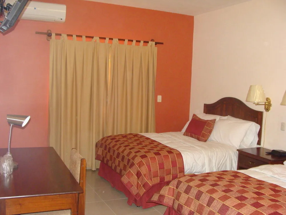 Hotel Plaza Maria