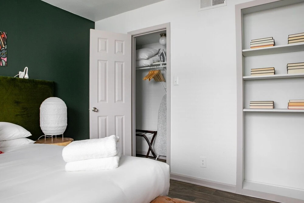 WanderJaunt - Shoal Creek Apts