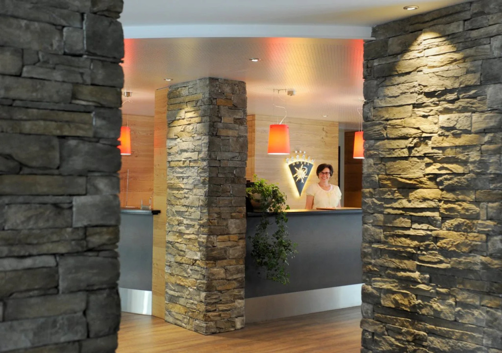 Alpine Hotel Perren
